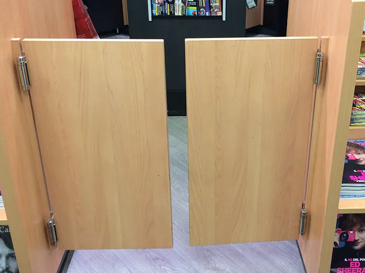Cerniere per infissi legno
