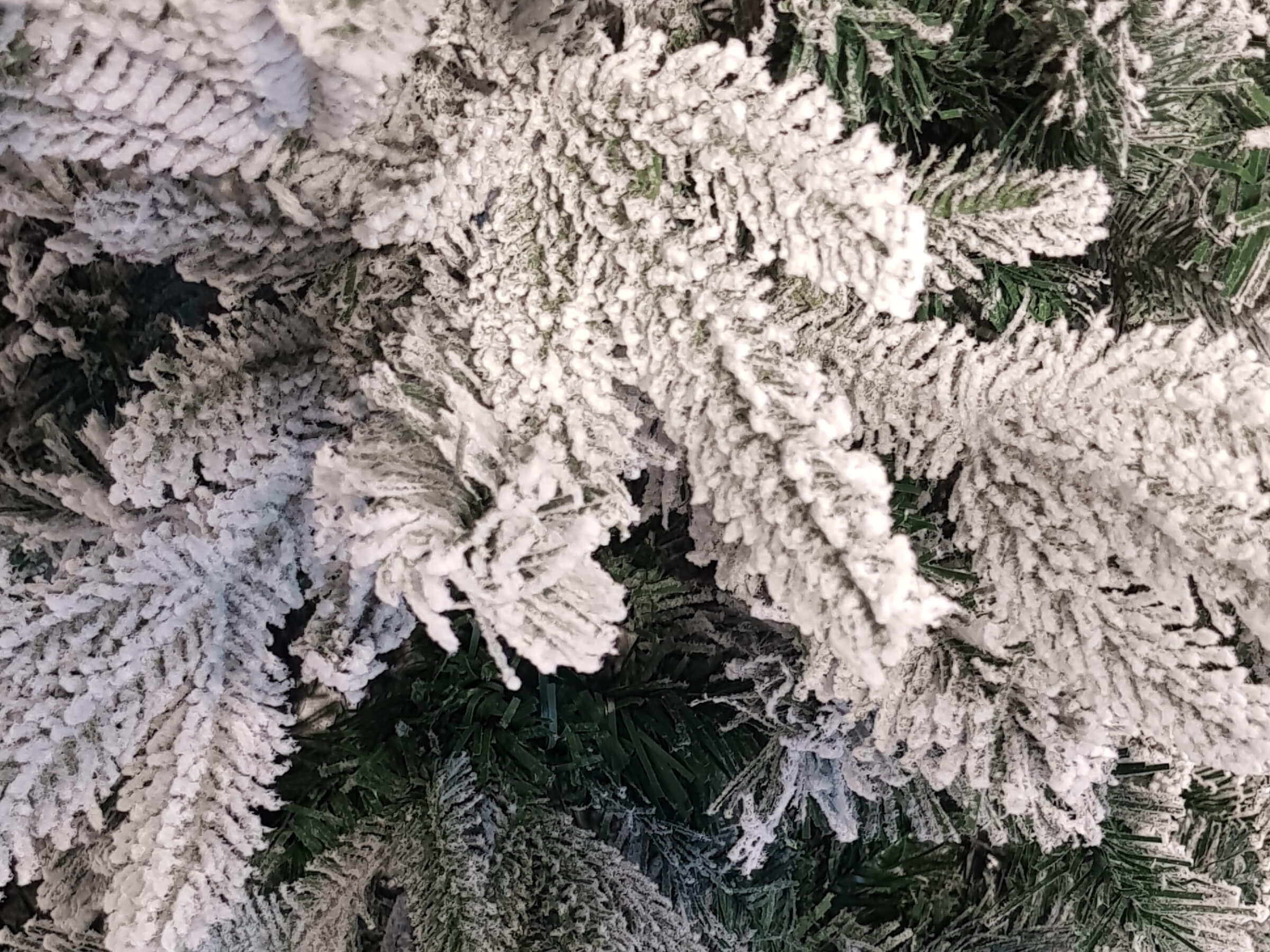 ALBERO DI NATALE INNEVATO CM.180 681 PUNTE