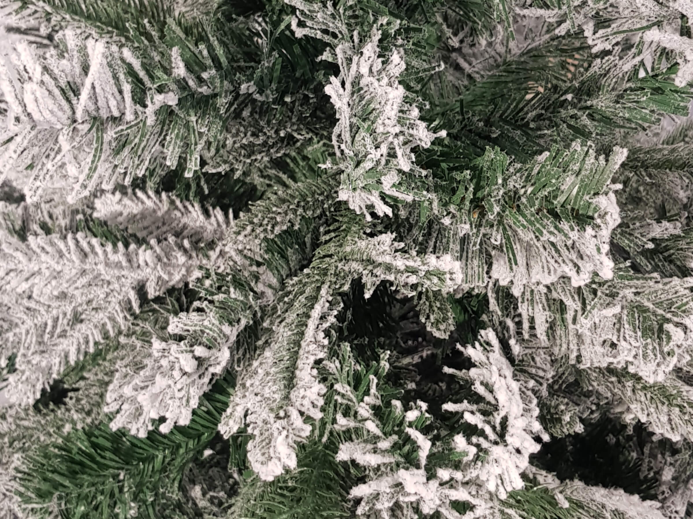 ALBERO DI NATALE INNEVATO CM.180 681 PUNTE