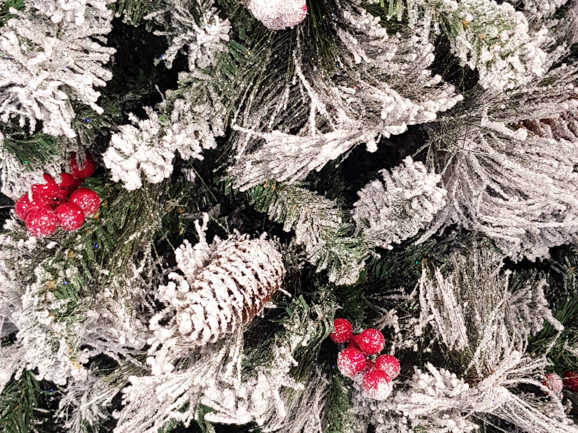 ALBERO DI NATALE INNEVATO CM.180 712 PUNTE