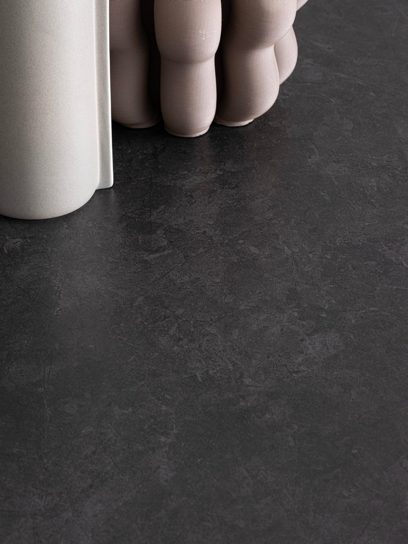 TAVOLO IN GRES EFF.MARMO CM.160/200X90X75H NERO