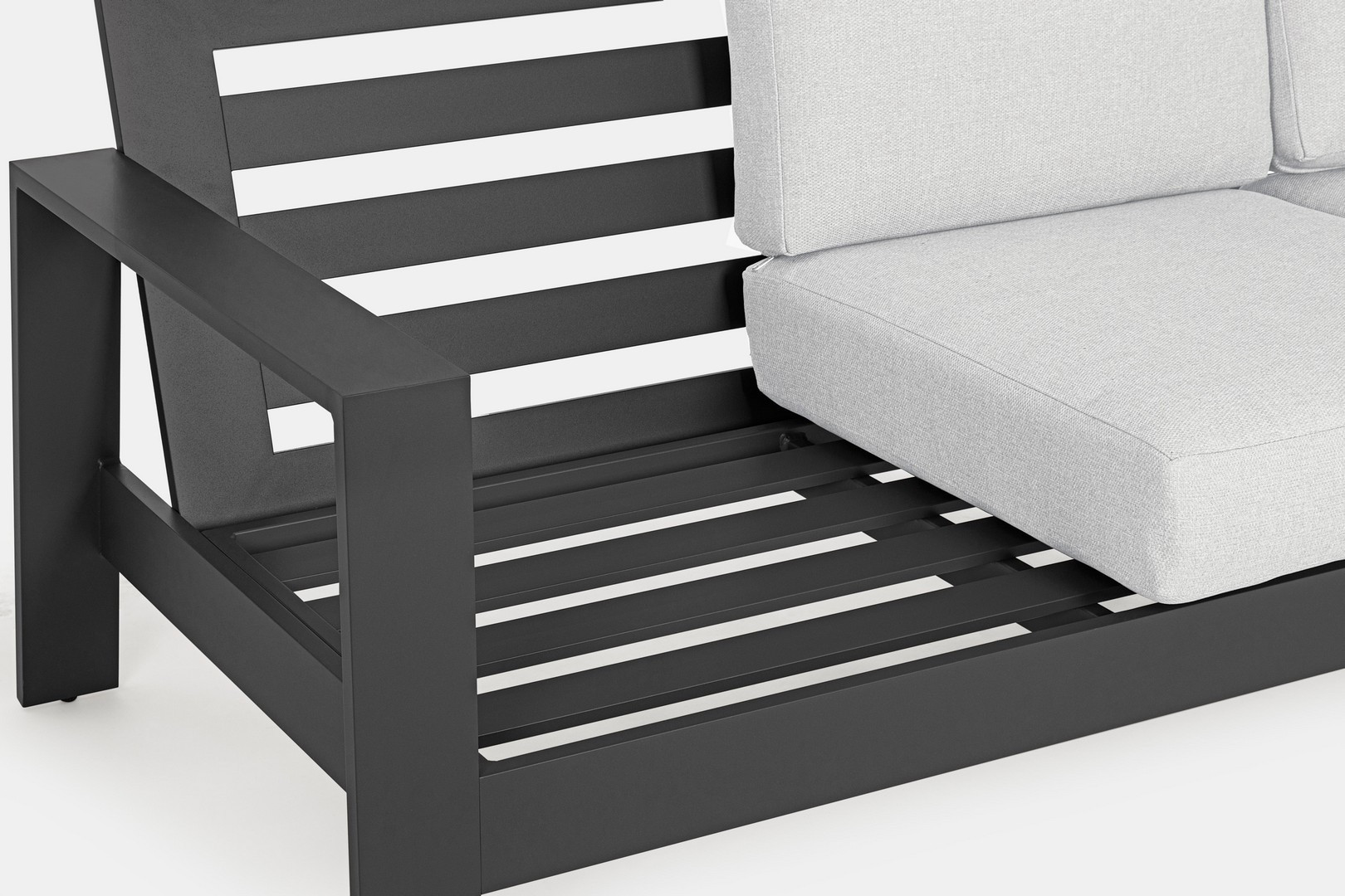 SALOTTO ALLUM.BALTIC 3 POSTI ANTRACITE C/CUSCINI