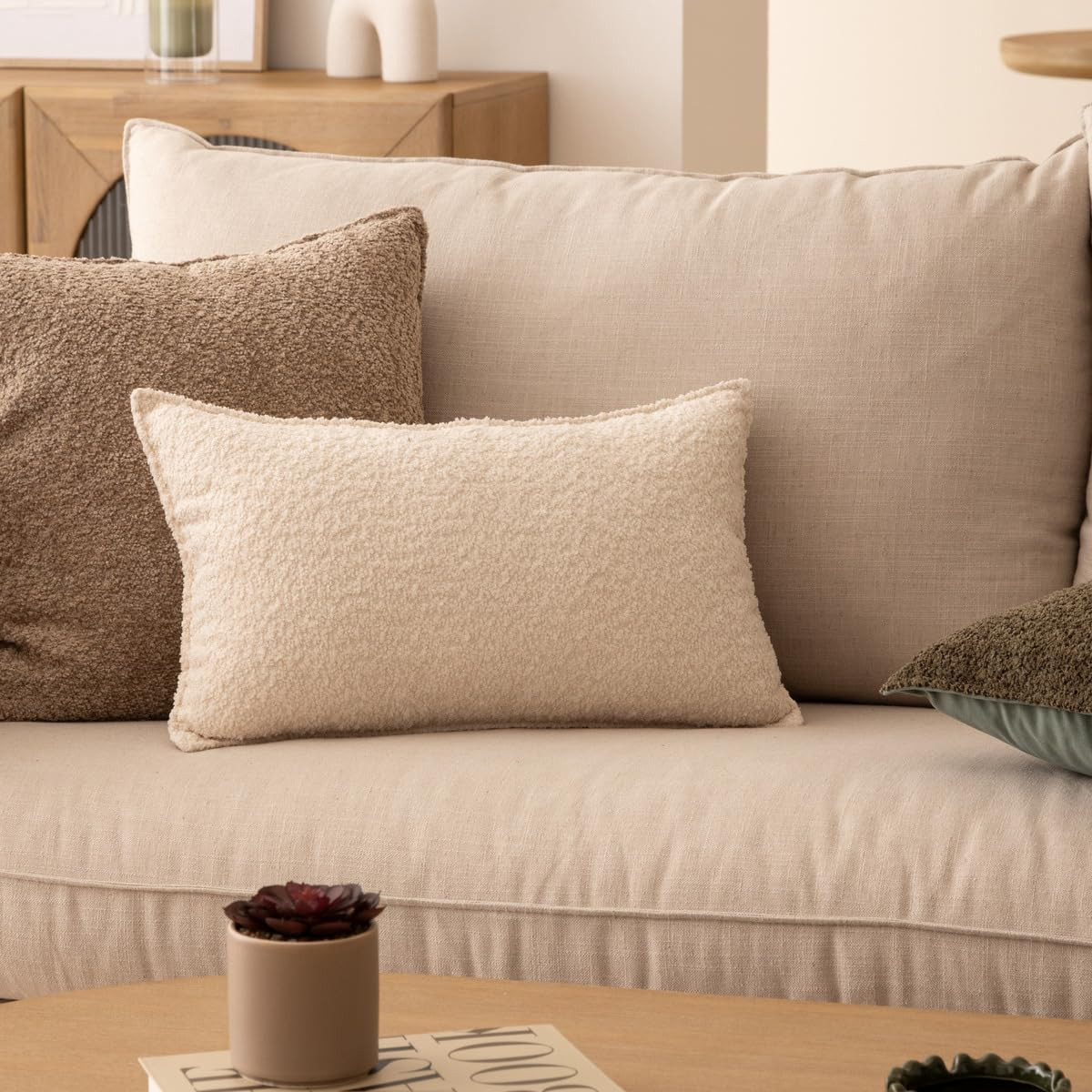 CUSCINO B.SAONA CM.30X50 AVORIO