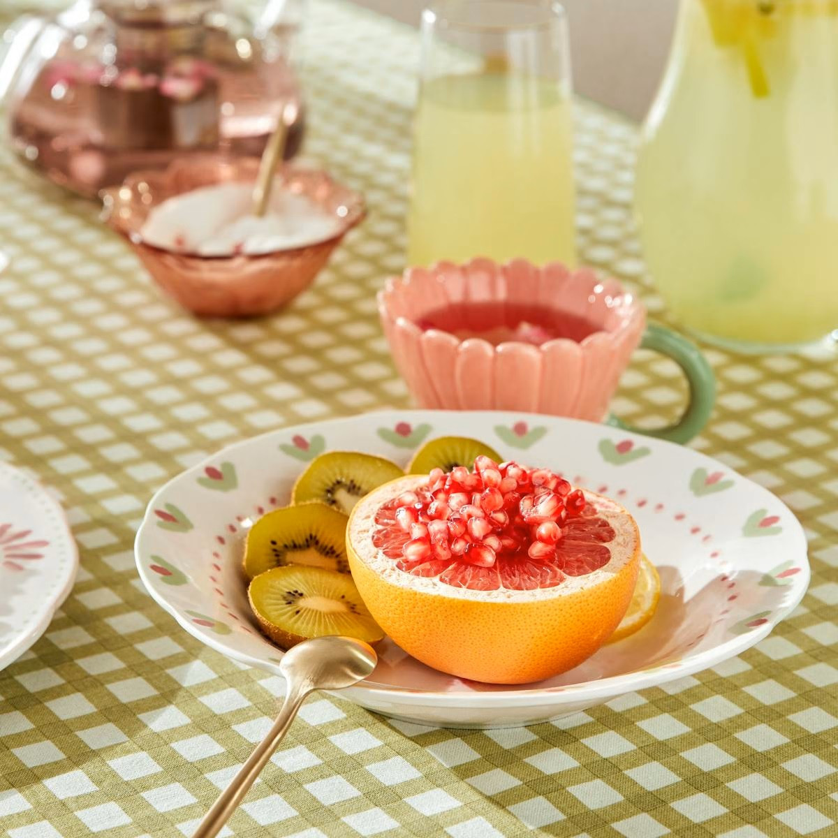 TAZZA CON FIORI DI ROSA 22CL ASS.2