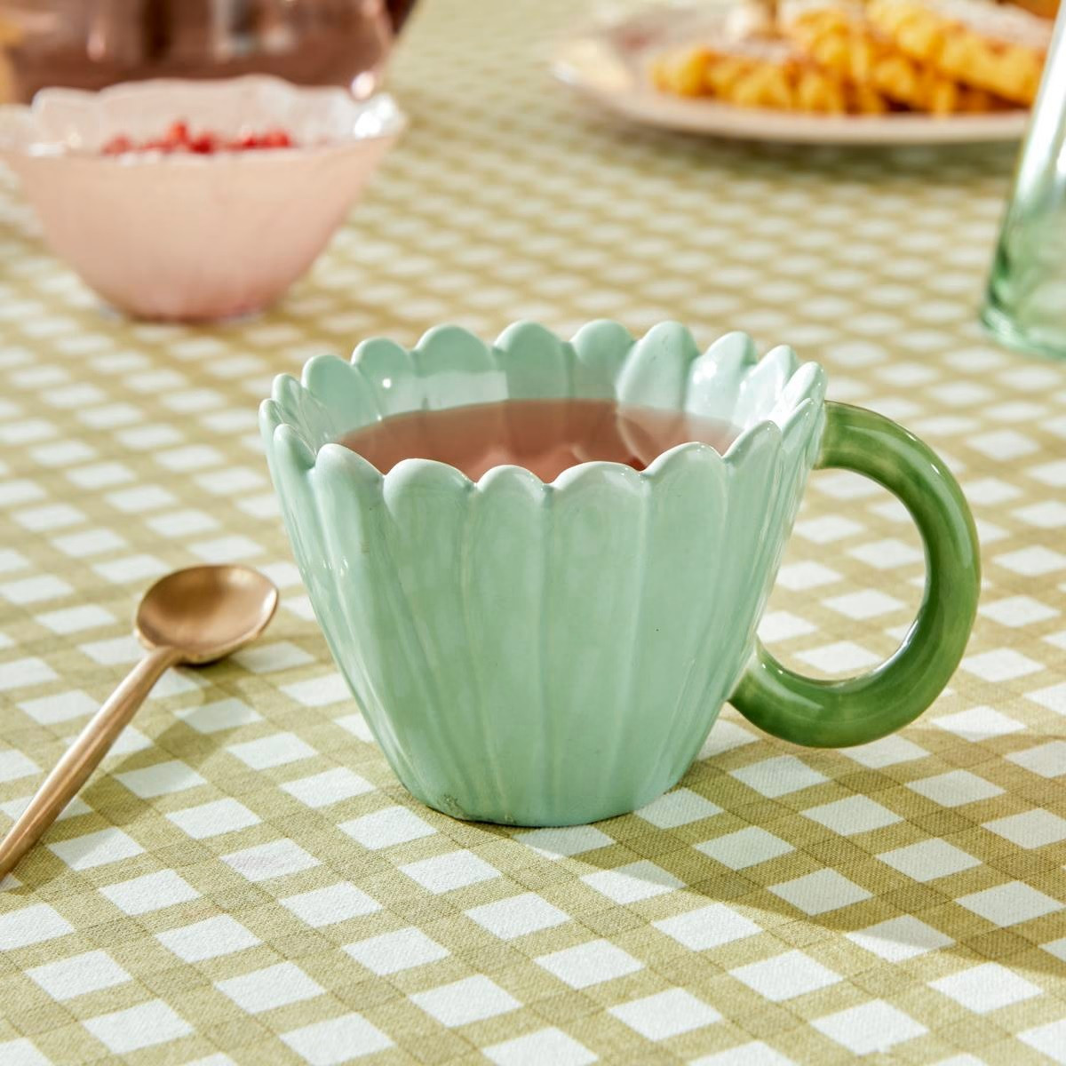 TAZZA CON FIORI DI ROSA 22CL ASS.2