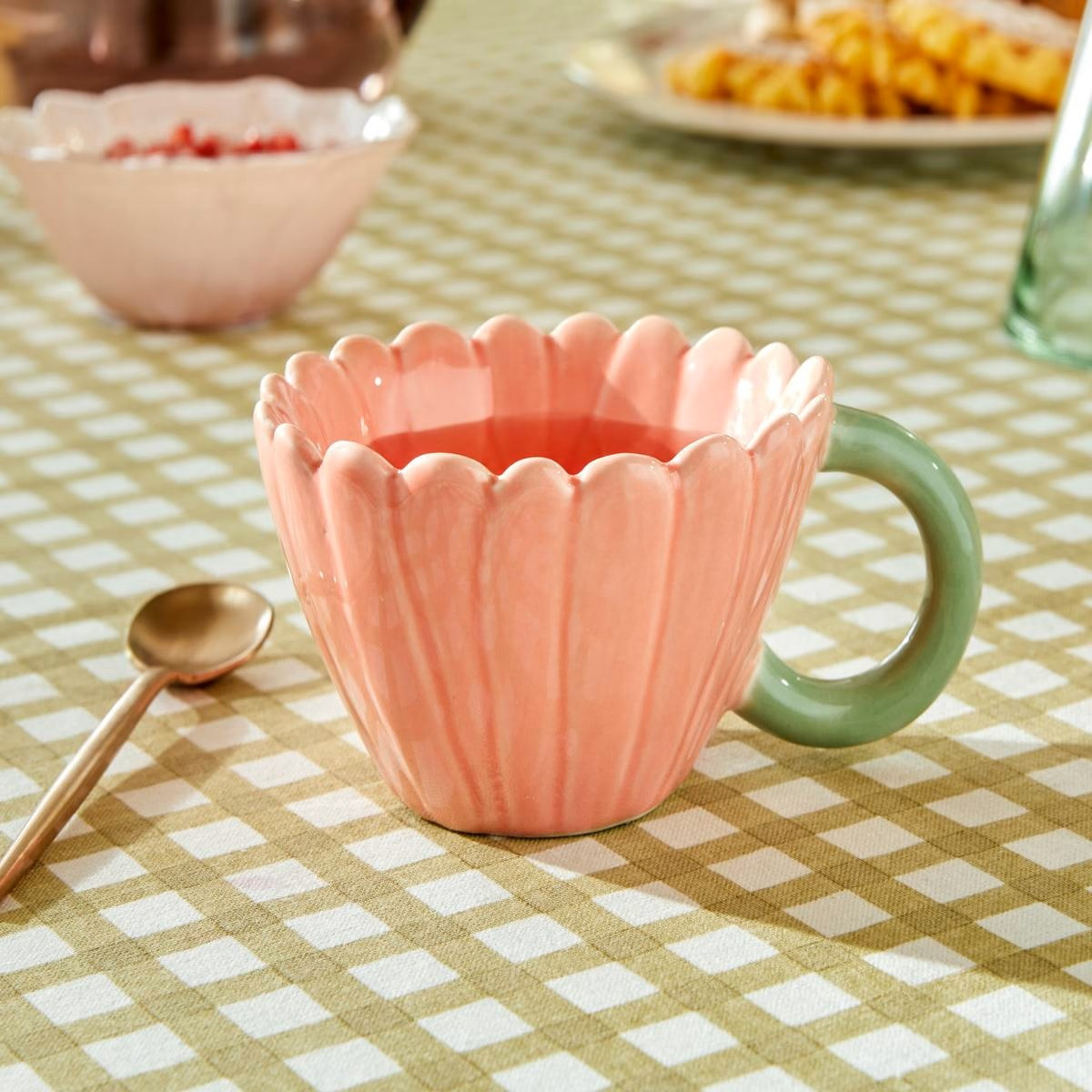 TAZZA CON FIORI DI ROSA 22CL ASS.2