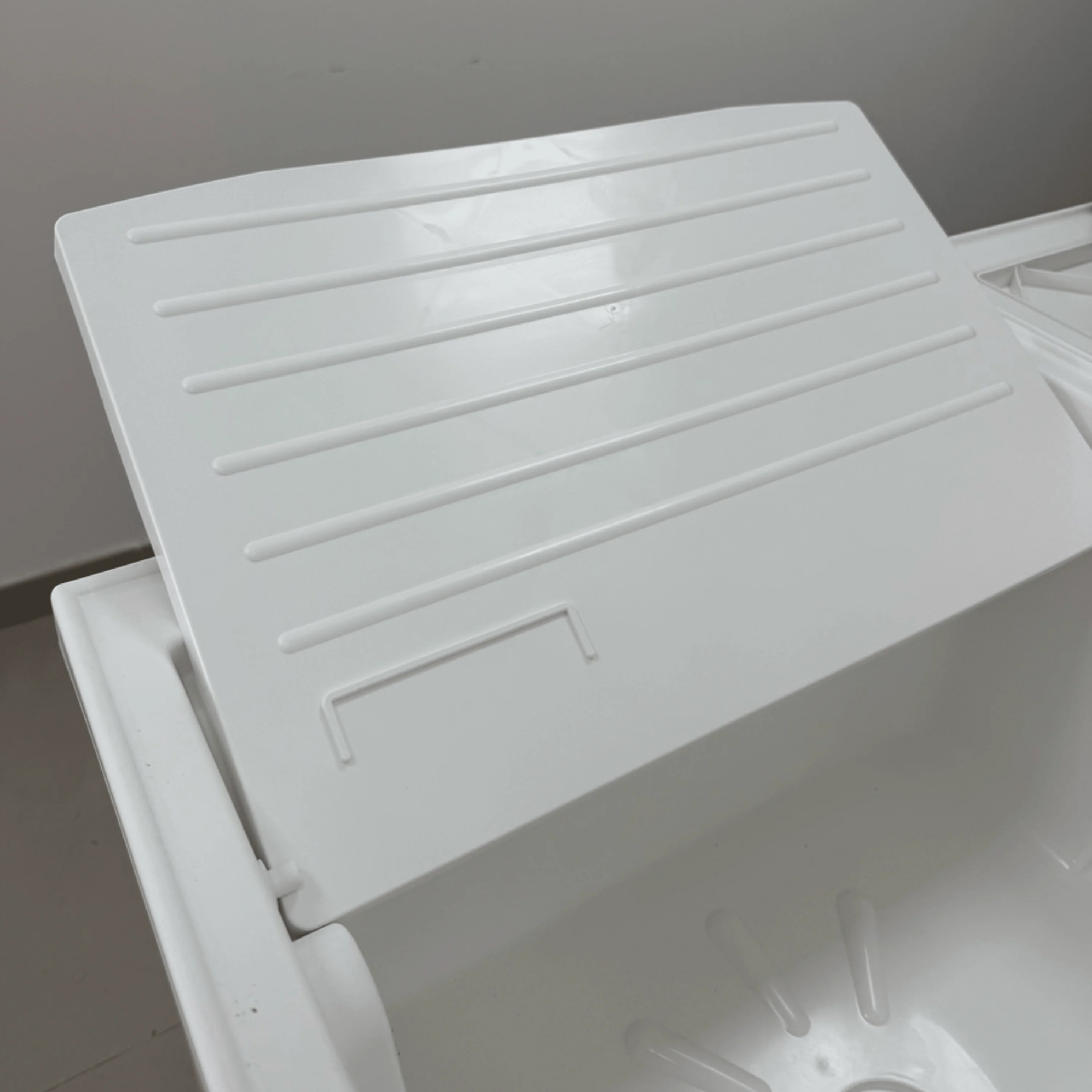 LAVATOIO 2A CM.60X50 ROVERE GHIACCI