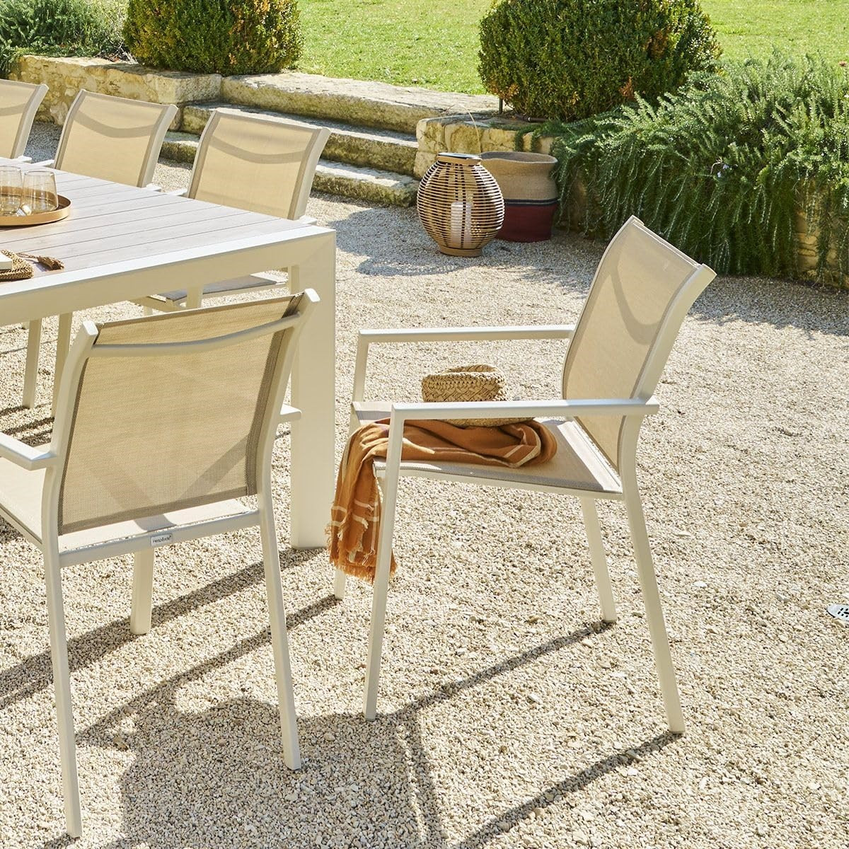 TAVOLO CM.214-274X110 CON 6 POLTRONE ARGILLA