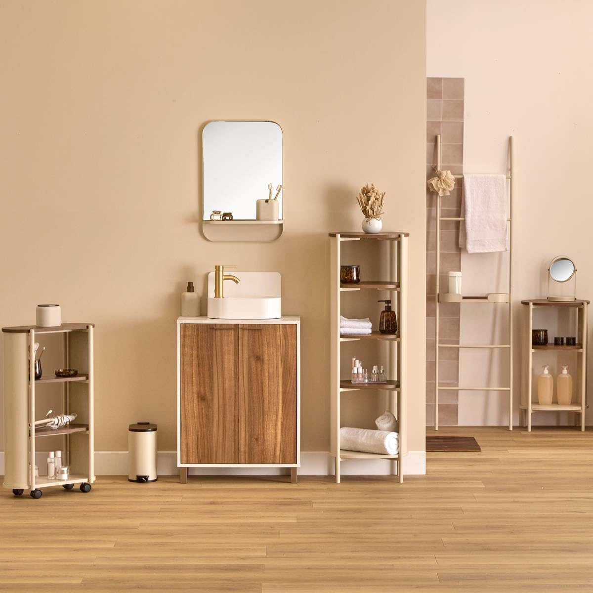 SPECCHIO A PARETE CM.60X40 BEIGE